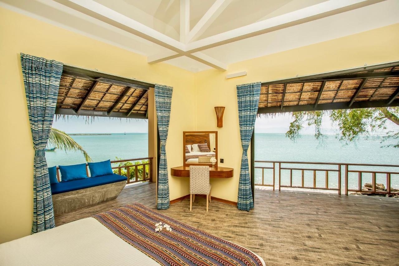 Absolute Beachfront Villas Баан Тай Екстериор снимка