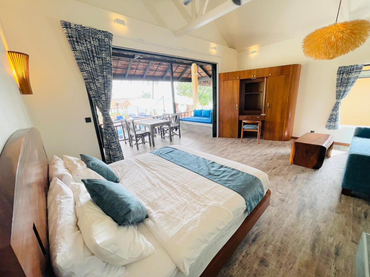 Absolute Beachfront Villas Баан Тай Екстериор снимка